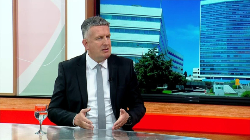 Делегати СНСД раде против интереса Републике Српске