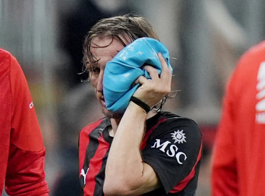 Фудбалер Милана Лука Модрић данас оперисан