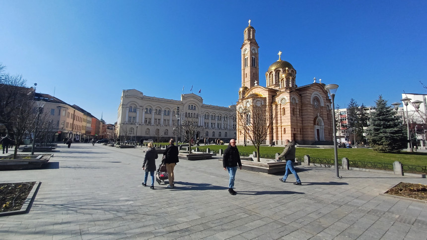 Током дана претежно сунчано, послије подне могућа киша