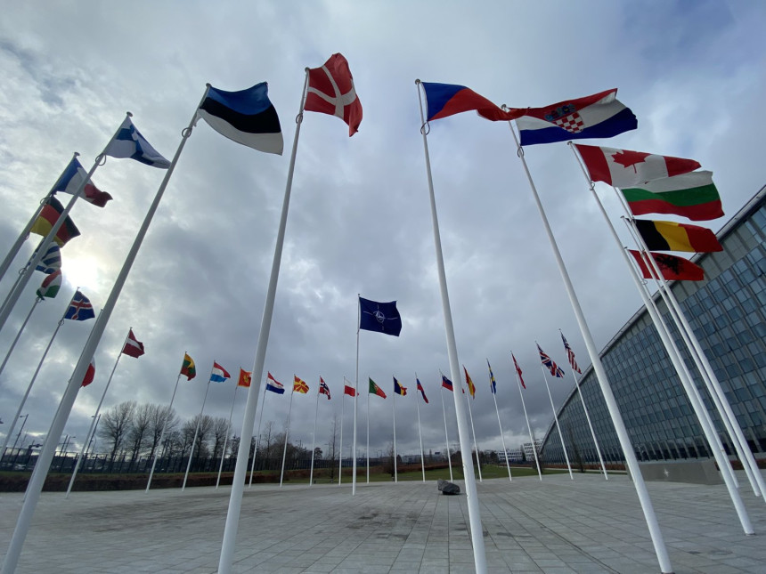 Da li je na pomolu raspad NATO-a?