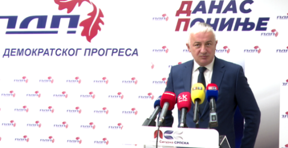 Veličanje ustaških simbola zakonski sankcionisati