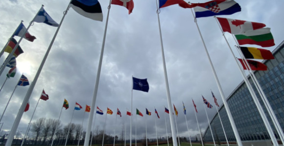 Da li je na pomolu raspad NATO-a?