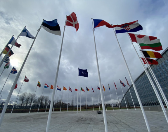 Da li je na pomolu raspad NATO-a?