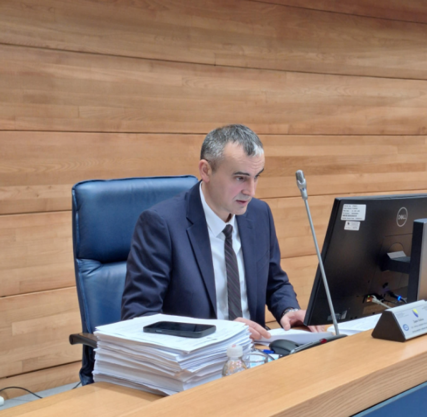 Закон о ВСТС-у БиХ повучен због промјене садржаја