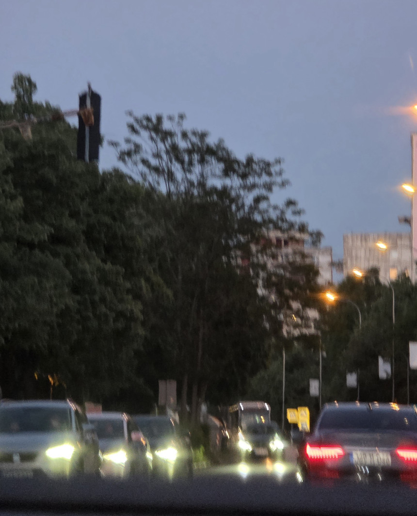 Gužve paralisale Banjaluku, građani ogorčeni (VIDEO)