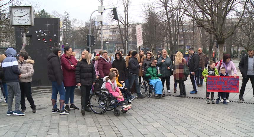 Шеранић најављује измјене закона, родитељи против