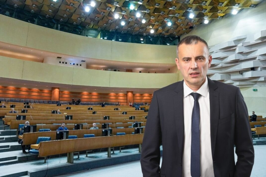 Нека овај дан буде прилика да чувамо мир и достојанство
