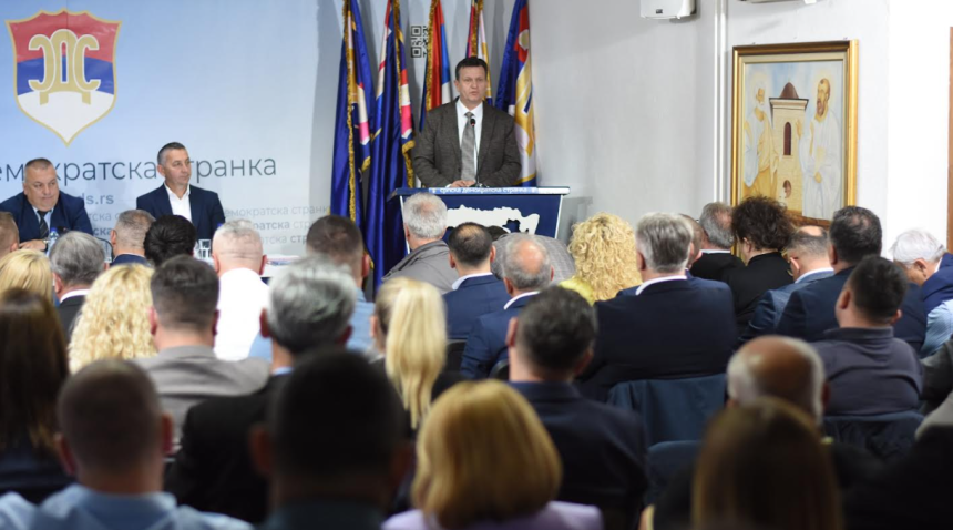 Podrška Blanuši da se oko SDS-a okupe sve stranke koje su protiv režima! (VIDEO)