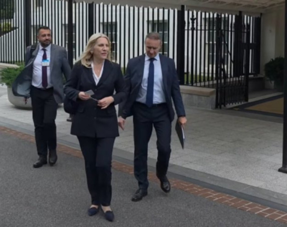 Dodik poručio Amerikancima: Sve ću da vam dam, samo da opet zaigram!