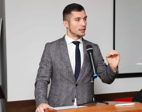 Ko je vjerovao SNSD-u, sam plaća PDV za prvu nekretninu