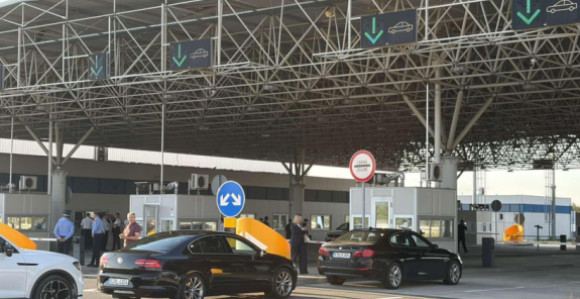 Prvi automobili prešli novim mostom kod Gradiške (VIDEO)