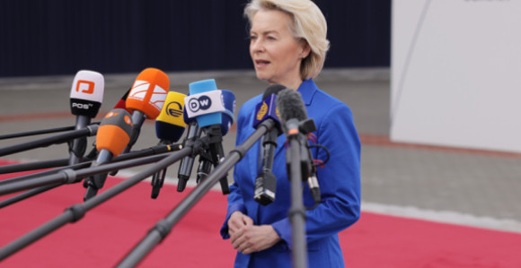 EU će sa Amerikom sprovesti trgovinski sporazum
