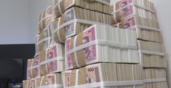 Dug po stanovniku u Republici Srpskoj preko 6.000 KM