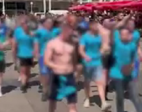 Maturanti na Jelačićevom trgu skandirali "ajmo, ustaše"