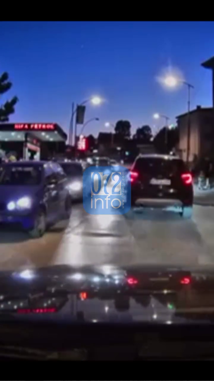 Zenica: Auto bez vozača pokosio žene i djecu (VIDEO)