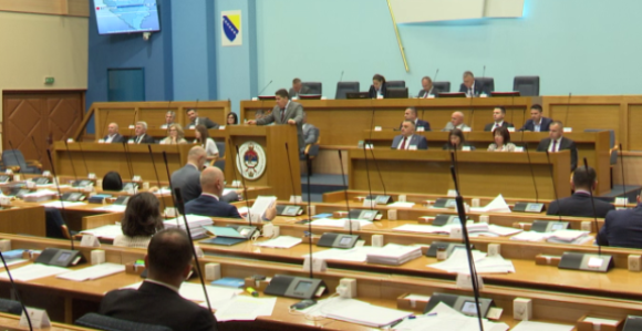 Poslije pauze nastavjena sjednica NSRS (UŽIVO)