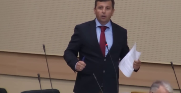 Zataškali ste napad na moju kuću i paljenje automobila!