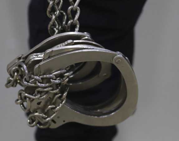 Uhapšen tinejdžer nakon što je nađeno tijelo djeteta (12)