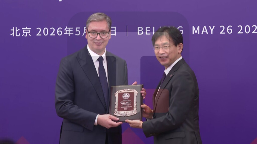 Vučić držao predavanje na Univerzitetu "Ćinghua" u Pekingu