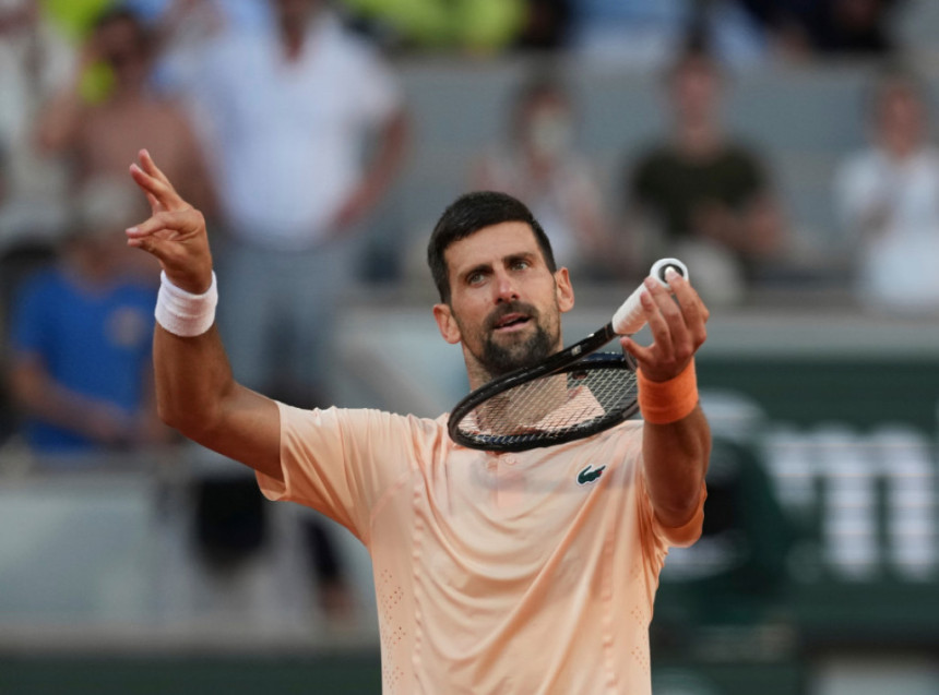 Novak se mučio, ali stigao do trećeg kola Rolan Garosa