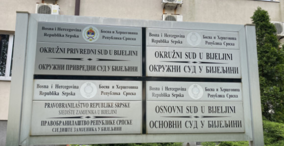 30 дана притвора професору за полно узнемиравање
