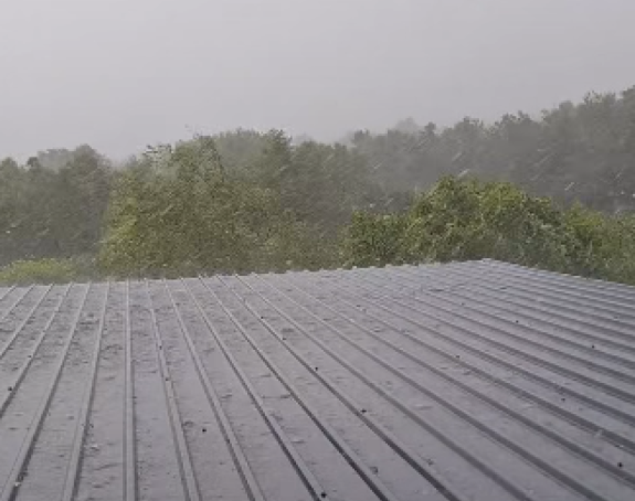 Nevrijeme praćeno gradom pogodilo Hercegovinu (VIDEO)
