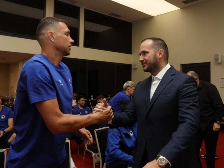 Zeljković darivao Zmajeve pred Svjetsko prvenstvo