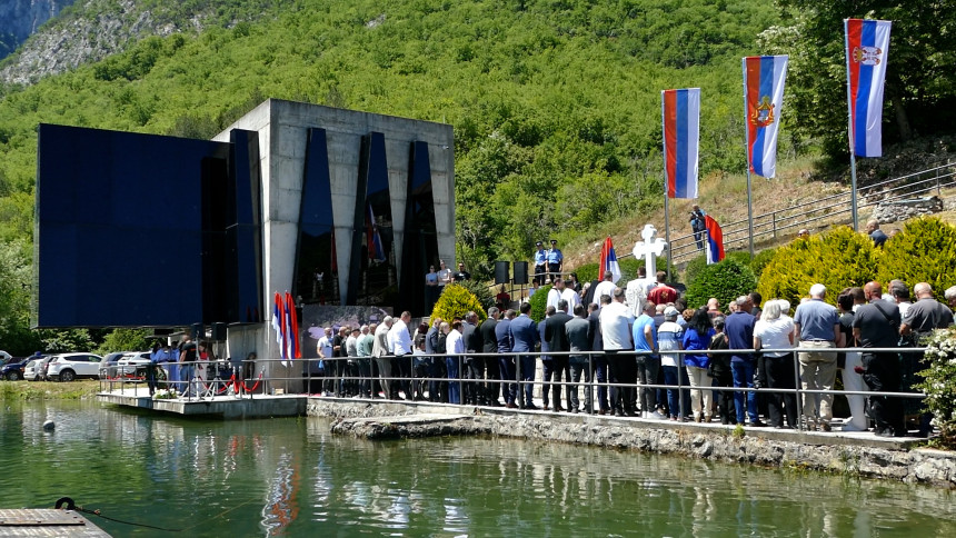 U Starom Brodu kod Višegrada pomen stradalim Srbima