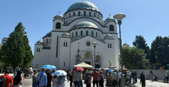 U Hramu Svetog Save podijeljeno više od 400.000 tračica