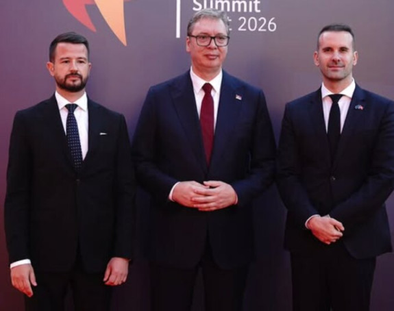 Vučić se sastao sa Milatovićem i Spajićem u Tivtu