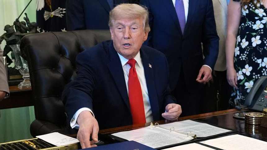 Трамп потврдио споразум, чека се одговор Техерана