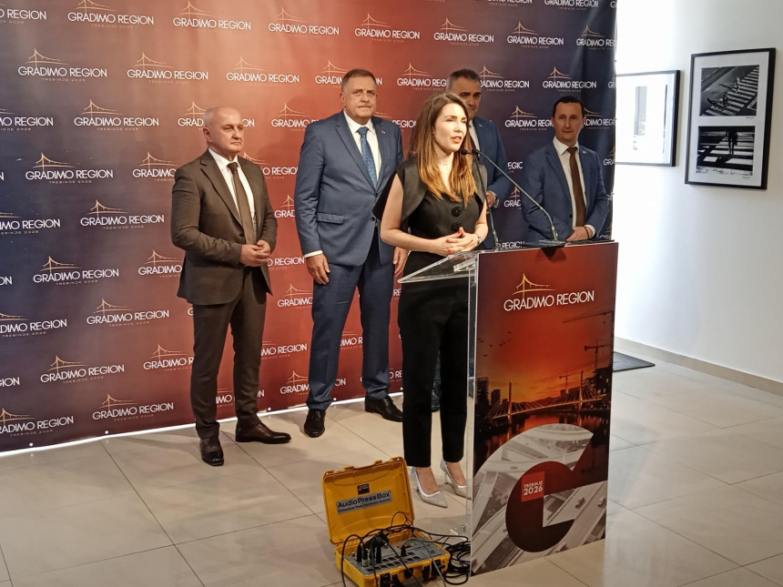 Vlastodršci donose helikopterima nova stara obećanja na jug Srpske i lažno se predstavljaju?! (VIDEO)