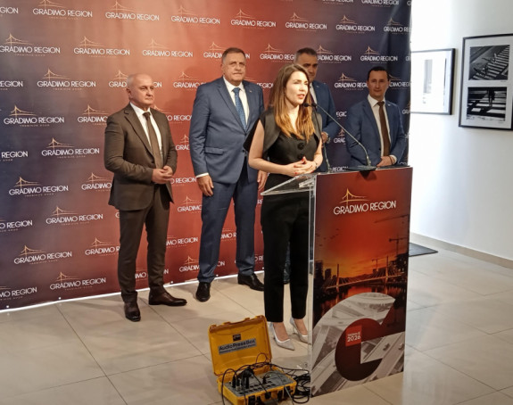 Vlastodršci donose helikopterima nova stara obećanja na jug Srpske VIDEO