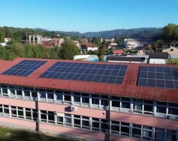 Lopare: Srednja škola "Vuk Karadžić" dobila klima uređaje