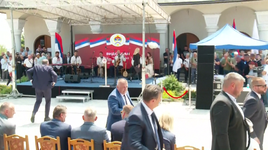 Dodik zloupotrijebio obilježavanje proboja koridora, deleagcija SDS-a sa predsjednikom Brankom Blanušom napustila skup kada je on izašao za govornicu
