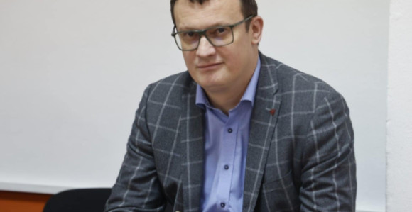 Системски ријешити питање одласка и статуса љекара