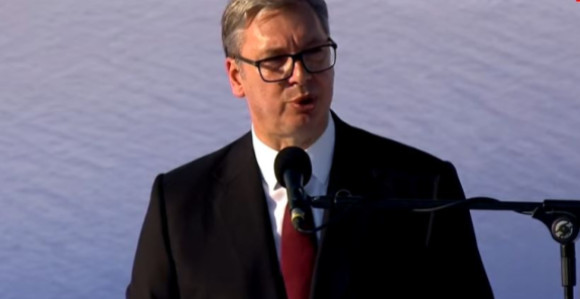Narodni skup "Srbija jedna porodica" - Vučić: Ujedinjeni šaljemo najvažnije poruke za budućnost (VIDEO)