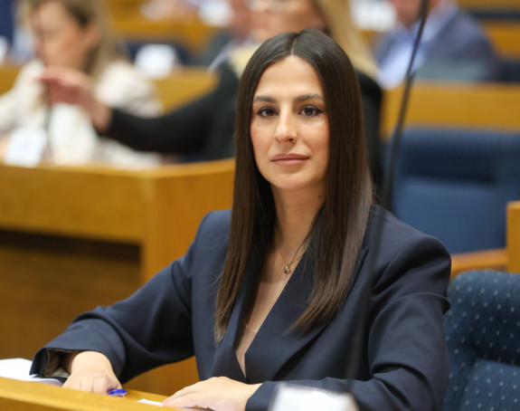Budućim roditeljima treba podrška, a ne borba za sistemom