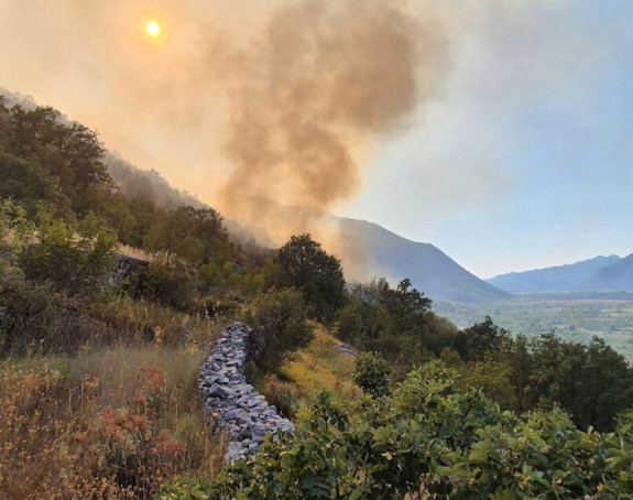 Teška noć za vatrogasce Trebinja zbog požara