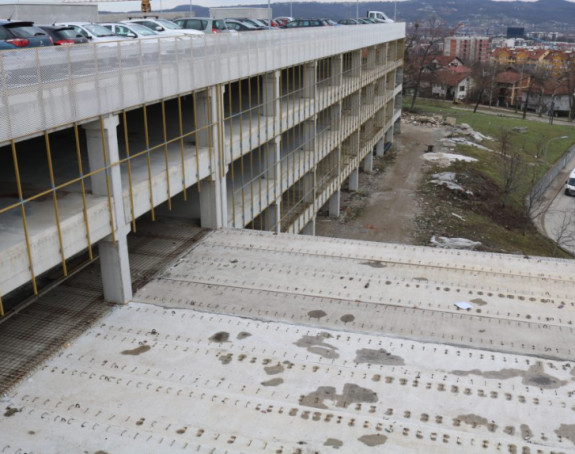 Marković mora završiti garažu, a UKC i Srpska isplatiti 17,7 miliona KM