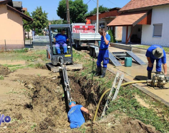 Problemi s vodom u Brčkom, popucale neke cijevi