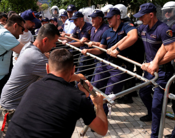 Novi protest u Tirani, ponovo zatražena ostavka Rame