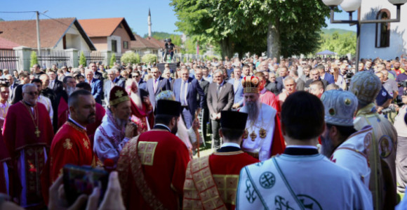 Stradanje Srba u Birču i Podrinju: Patrijarh služio liturgiju