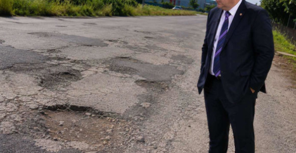 Premijeru Miniću, krenite do Trebinja, rupe Vas čekaju!