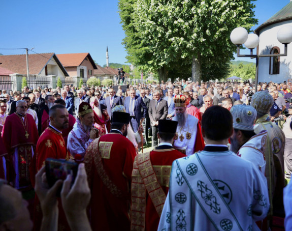 Stradanje Srba u Birču i Podrinju: Patrijarh služio liturgiju