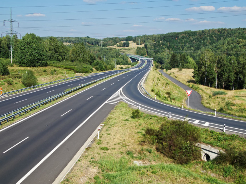 Srbija preusmjerila Srpskoj 20 miliona KM za autoput Rača - BN