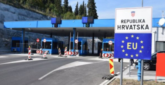 Stao u pogrešnu kolonu na granici, Hrvati ga odmah kaznili