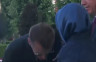 Макрон покушао да пољуби руку Емине Ердоган (ВИДЕО)