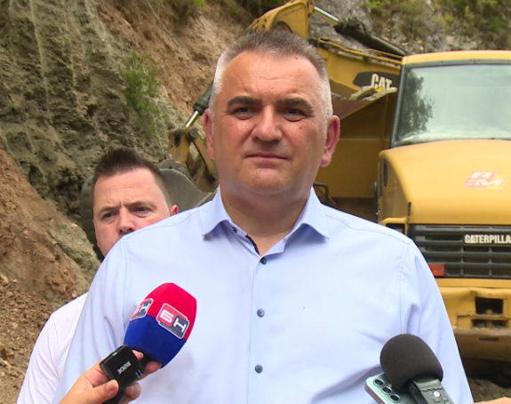Minić neupućen o smjeni Nedeljka Eleka: To nije nadležnost Vlade?!