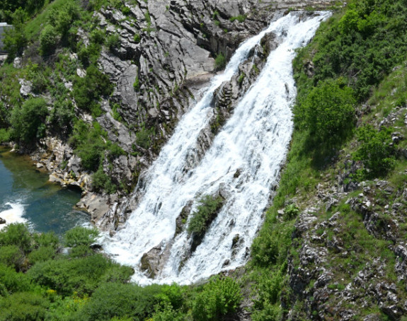 Danas sunčano i vruće, temperatura do 40 stepeni